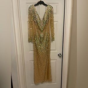 Rhinestones. Sparkly. Curve Enhancing. Slimming. Hourglass.